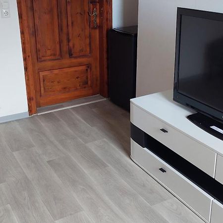 Zu Hause Auf Zeit Bei Marion Leilighet Bobbau Eksteriør bilde